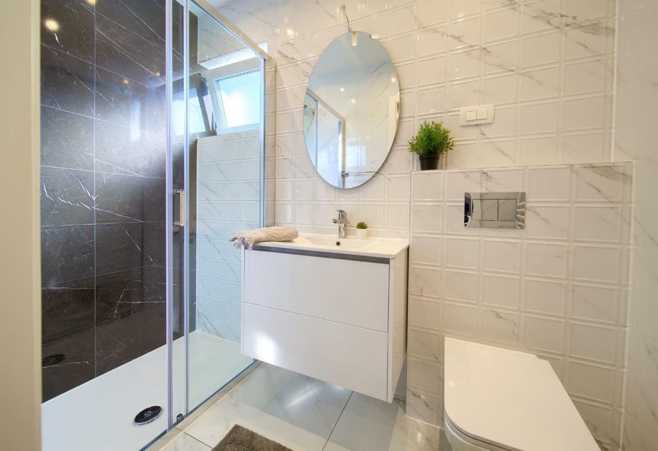 Holiday Home Elegant Vrh  Eksteriør bilde
