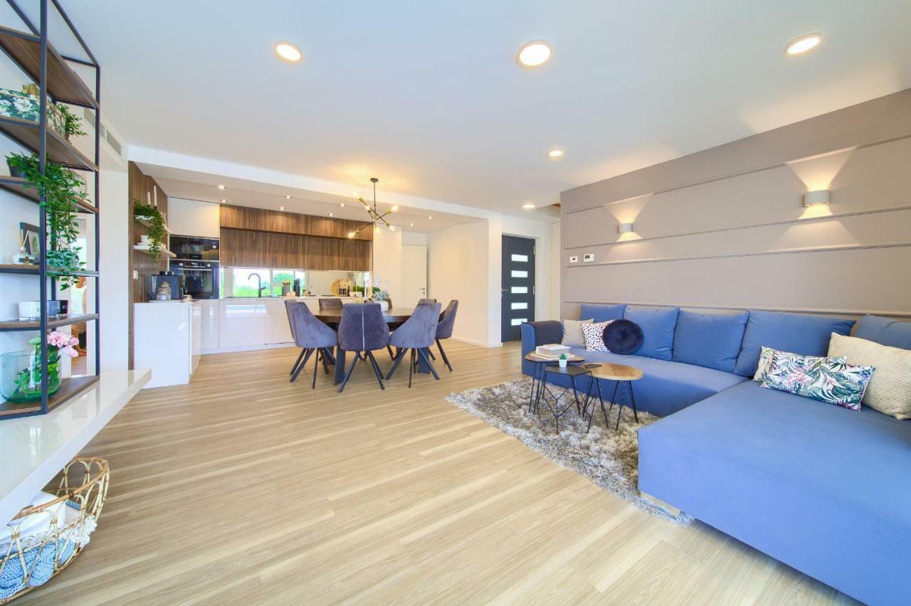 Holiday Home Elegant Vrh  Eksteriør bilde